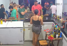 Veja: Homem é morto a tiros dentro de bar após torneio de sinuca em Bar