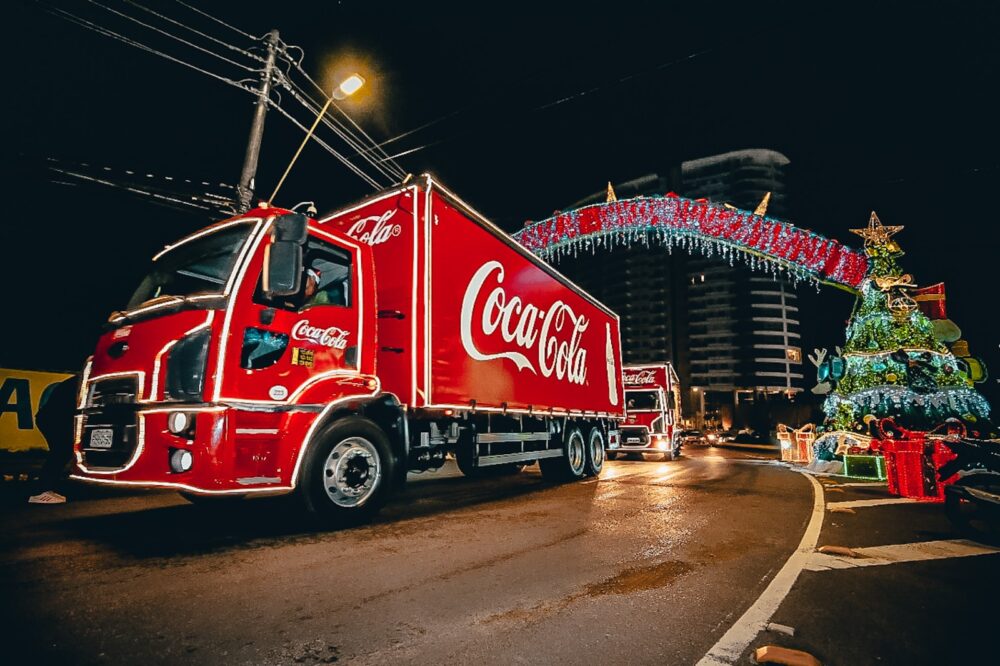A magia do Natal chega ao Amazonas com a Caravana da Solar Coca-Cola; confira datas e as quatro cidades contempladas