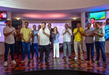 Confraternização de Eduardo Braga reúne prefeitos, parlamentares e lideranças, evidenciando força política no Amazonas