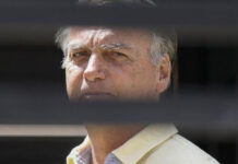 Bolsonaro passa primeira noite na “Papudinha” e será submetido a perícia médica na Polícia Federal