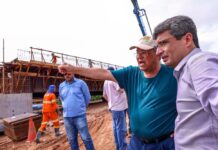 Mesmo no Carnaval, obras da ponte do rio Autaz Mirim seguem em ritmo acelerado na BR-319