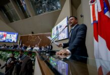 “Tudo o que fizemos teve como único protagonista o povo do Amazonas”, destaca governador Wilson Lima durante leitura da Mensagem Governamental na Aleam