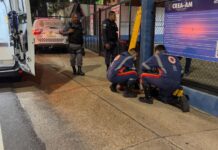 Homem é espancado no Centro de Manaus após suposta dívida com traficantes