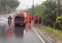 Casal fica ferido após ser atingido por carro desgovernado na Avenida do Turismo, em Manaus