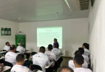 Prefeitura de Manaus capacita motoristas de ônibus no programa Escola de Transporte Inclusivo