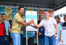 David Almeida inaugura nova feira do Mundo Novo e anuncia cinturão produtivo de café em Manaus