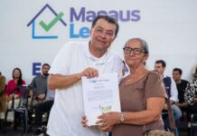 Eduardo Braga reforça protagonismo na política de habitação em Manaus durante entrega de 1,5 mil títulos de imóveis