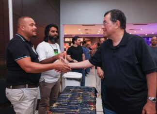 Eduardo Braga destaca empreendedorismo e valorização profissional durante o Amazonas Barber 2026 em Manaus