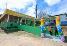Prefeitura de Manaus entrega duas escolas revitalizadas na zona rural rodoviária
