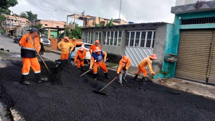 Prefeitura de Manaus intensifica manutenção asfáltica e melhora mobilidade no bairro Zumbi dos Palmares