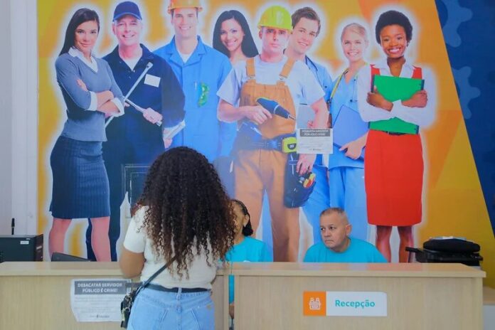 Sine Manaus oferece 238 vagas de emprego nesta segunda-feira (30/3)